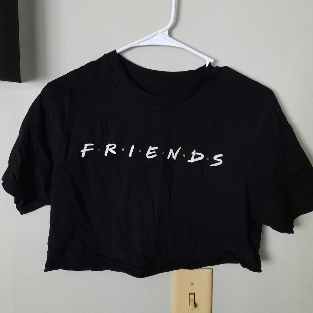 FRIENDS Crop Top